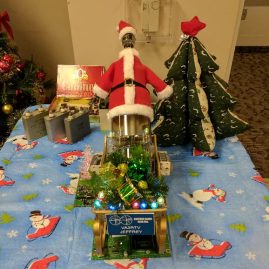VA3RTV's Santa Tubes at our Christmas Potluck 2016